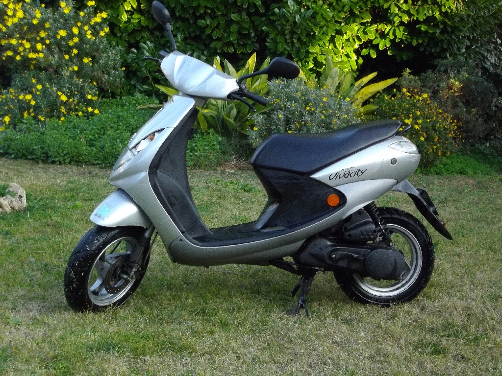 Scooter PEUGEOT Vivacity 50  occasion