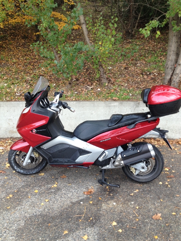 Scooter GILERA GP 800  occasion